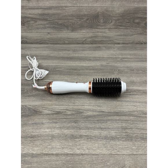 CHI BRUSH n VOLUME 2 in 1 CERAMIC BRUSH DRYER w/Brush & Comb Styling Tools - Picture 4 of 7